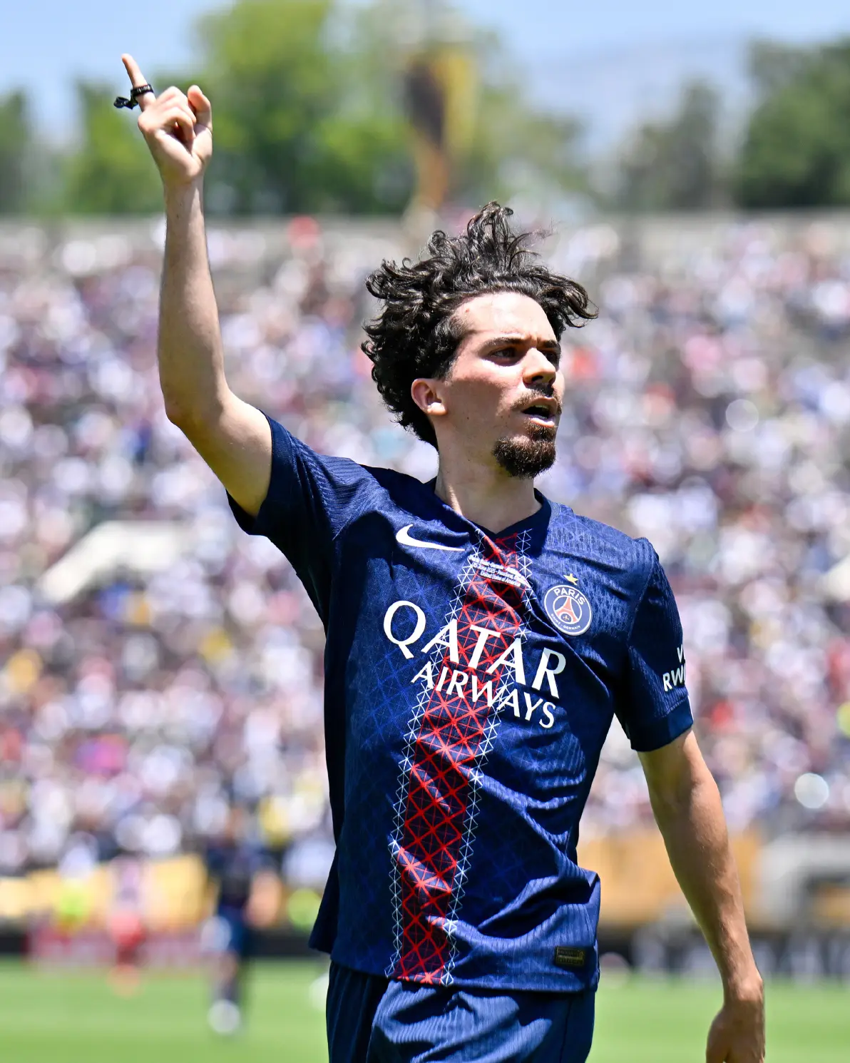 巴黎圣日耳曼官宣签约备战荷甲毕尔巴鄂竞技窗口期绝杀压哨之后，今夜国际米兰复出首秀的简单介绍